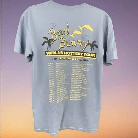 Bad Bunny World's Hottest
Tour 2022 Official Merchandise.  Small. 100% cotton. - Picture 6 of 7